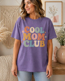 Cool Mom Club Shirt, Trendy Mom Tee, Aesthetic Mom Shirt, Cute Mama Graphic Tee, Retro Mom Shirt, Mom Life Tee, Pastel Mom Shirt